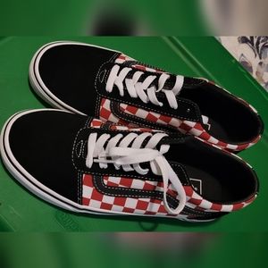 Vans Black w/ Red & White Checkered Pattern Sz 7.5 Mens